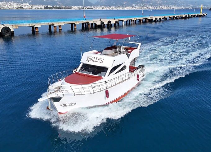 Custom Made Motoryacht