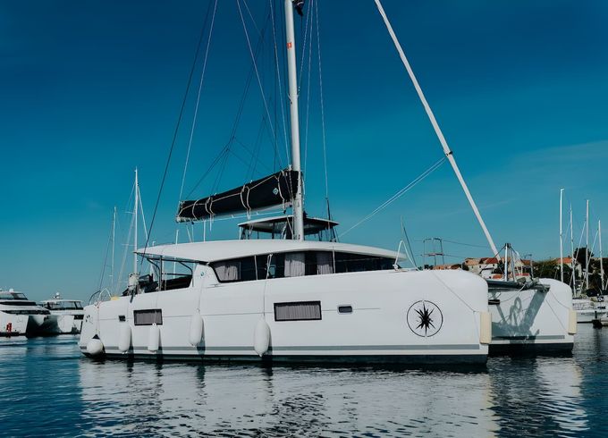Lagoon 42