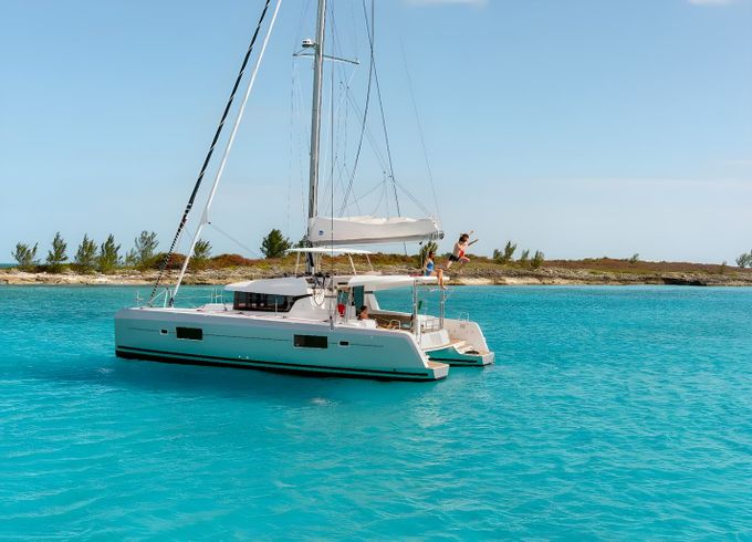 Lagoon 42