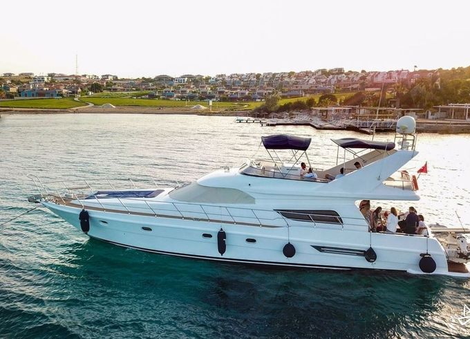 Custom Made Motoryacht