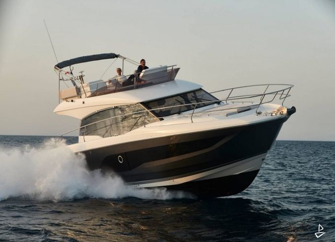 Prestige 420 Fly