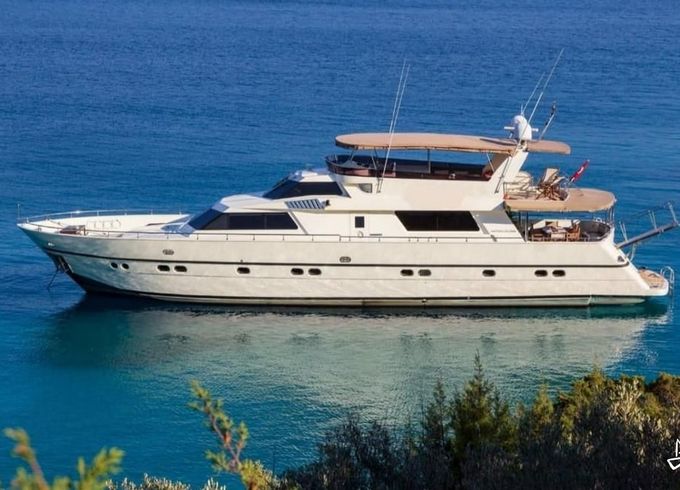 Custom Made Motoryacht