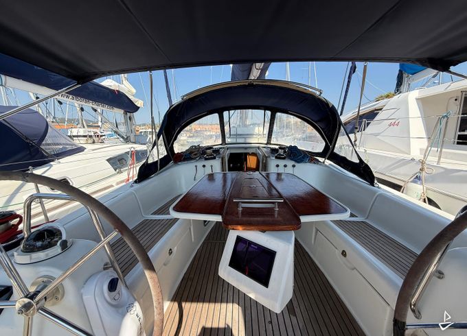 Beneteau Oceanis 43