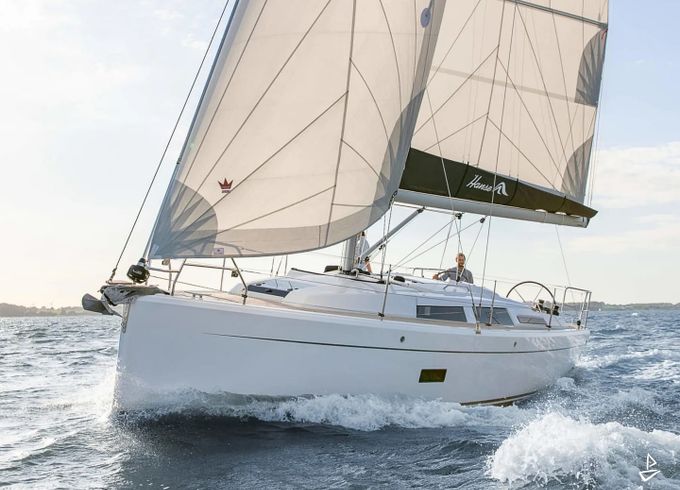 Hanse 348