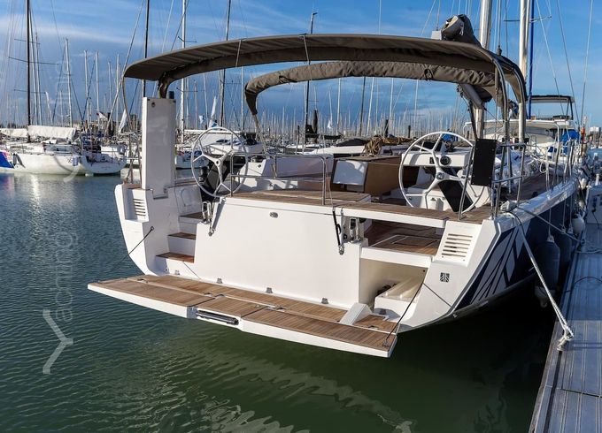 Dufour 470