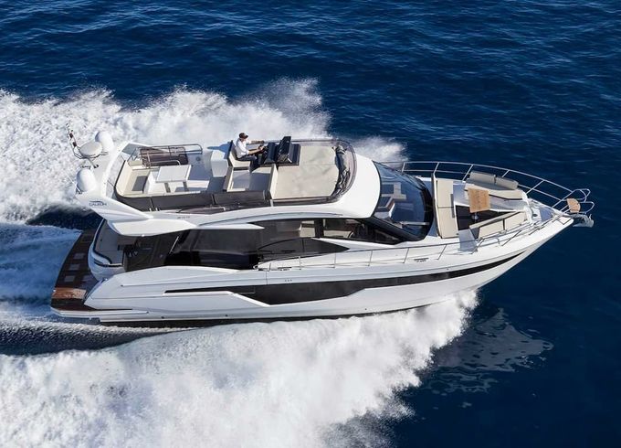 Galeon 500 Fly