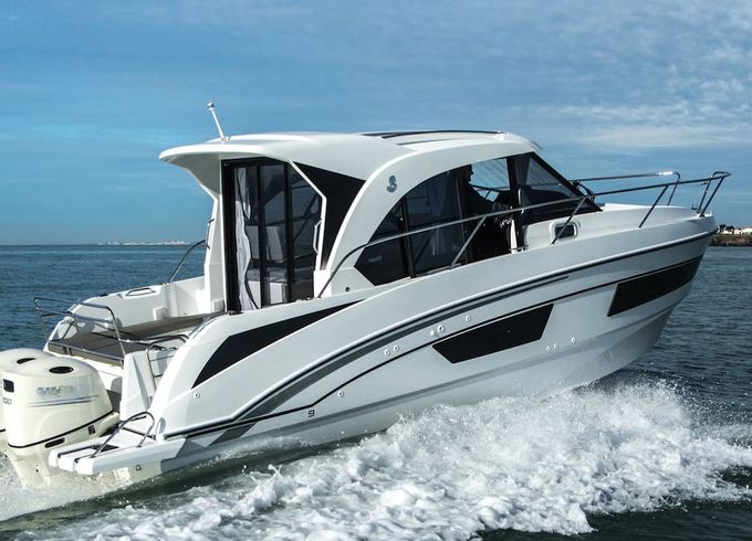 Beneteau Antares 9