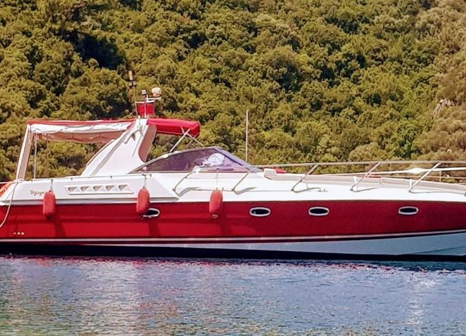 Voyager Motoryacht