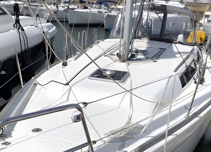 Dufour 375