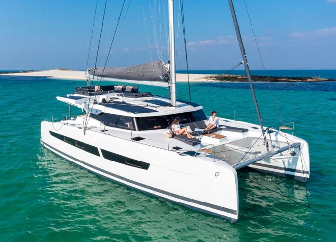 Fountaine Pajot Aura 51