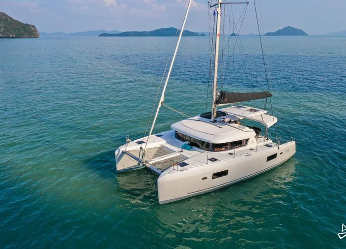 Lagoon 42
