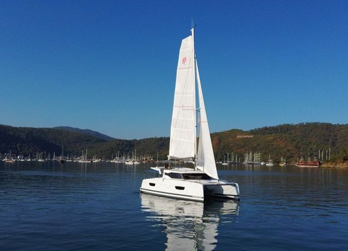 Fountaine Pajot Isla 40