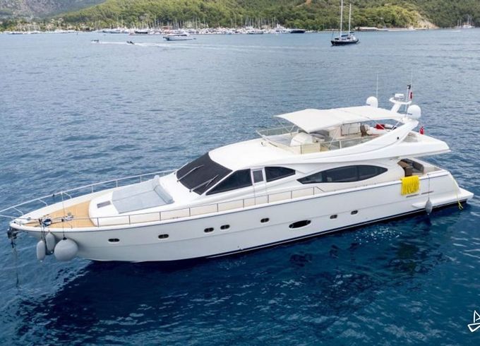 Custom Made Motoryacht