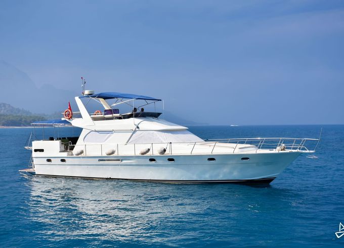 Custom Made Motoryacht