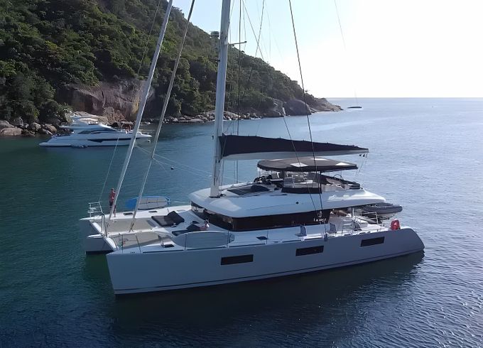 Lagoon 620