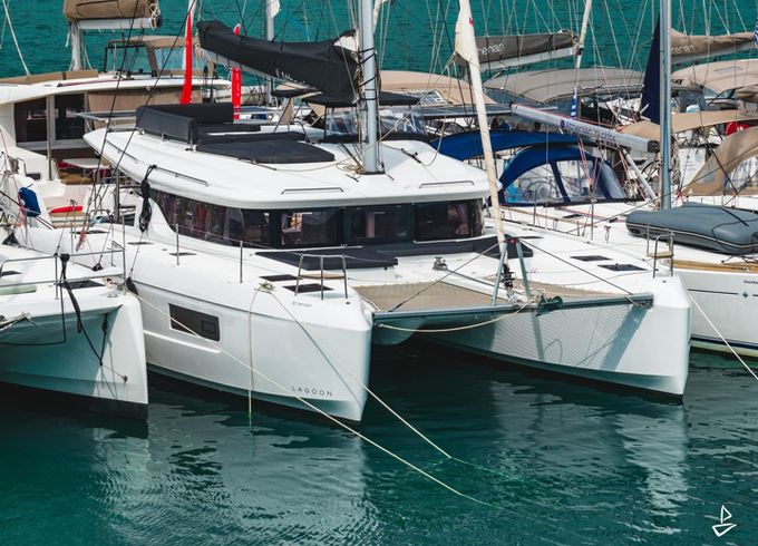 Lagoon 43
