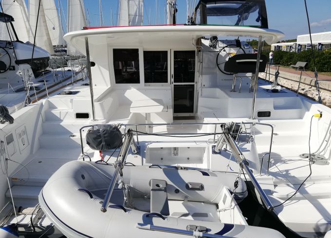 Lagoon 40