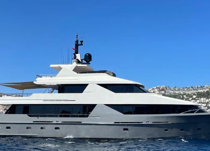 Custom Made Motoryacht