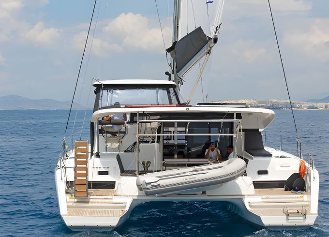 Lagoon 42