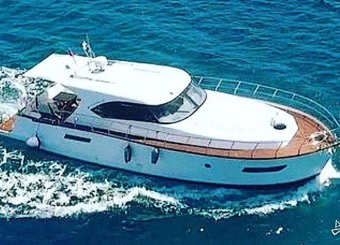 Custom Made Motoryacht