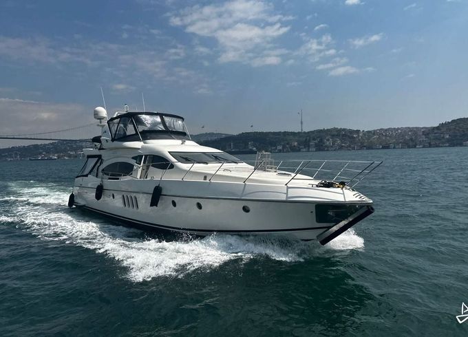 Azimut 68 Plus