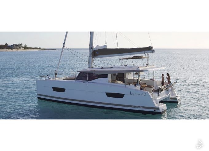 Fountaine Pajot Lucia 40