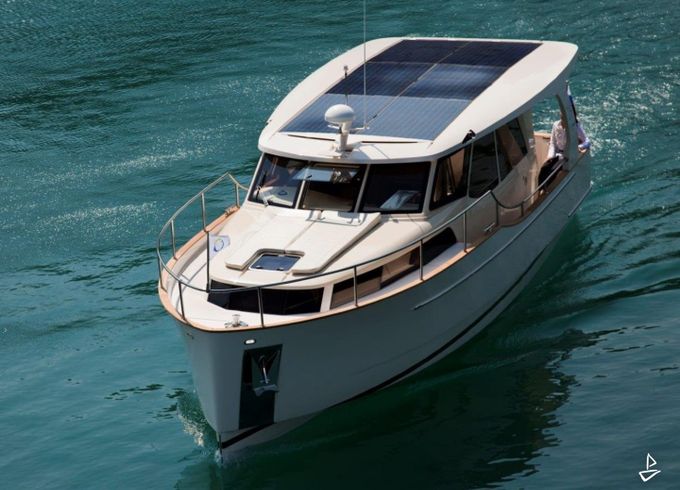 Greenline 33