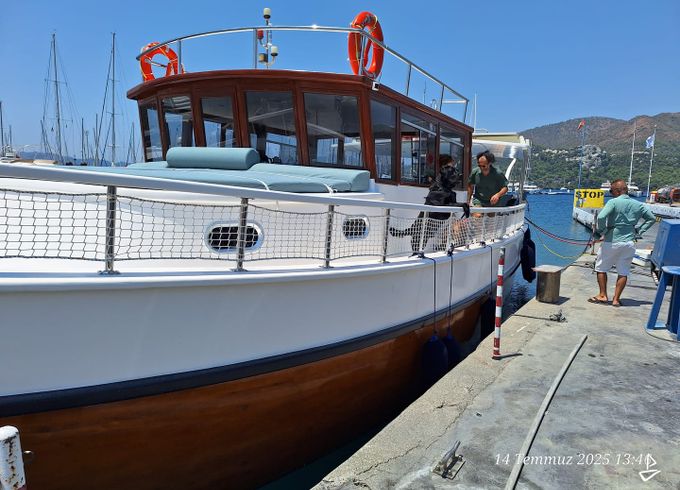 Custom Made Motoryacht