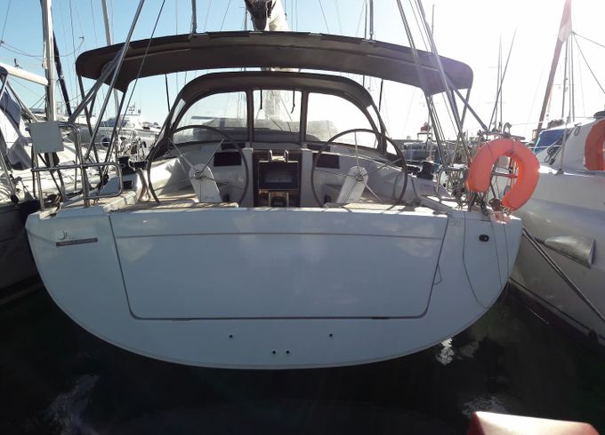 Hanse 415