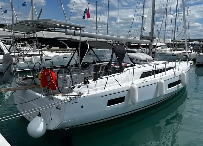 Beneteau Oceanis 40.1