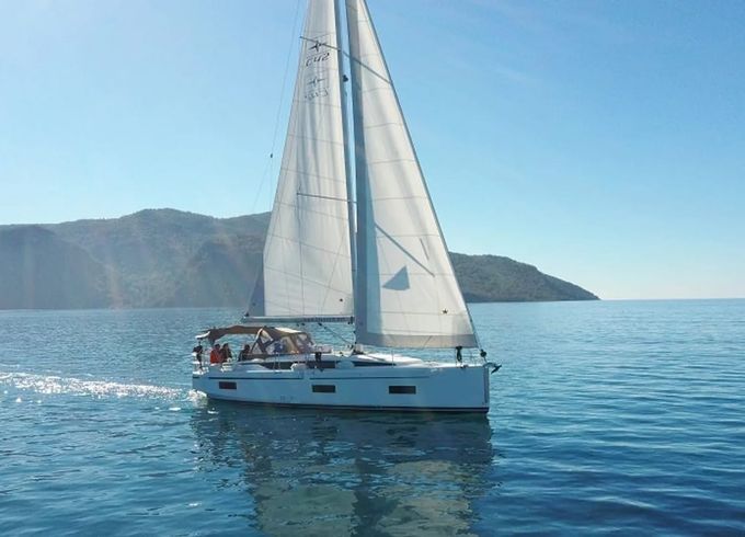 Bavaria 42 Cruiser