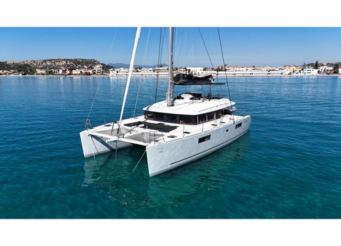 Lagoon 560 S2
