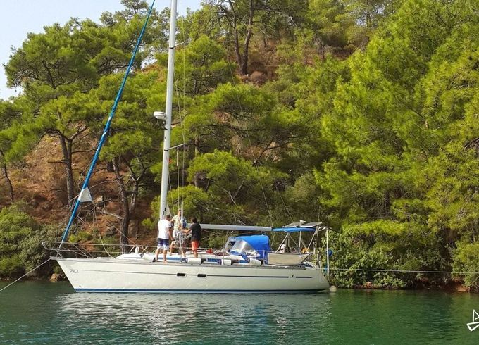 Bavaria 350 Lagoon