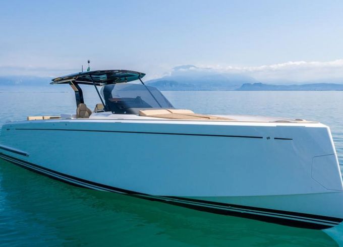 Italia Yachts 12.98