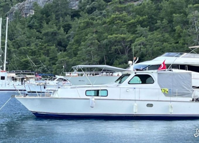 Custom Made Motoryacht