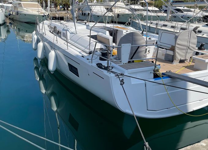 Beneteau Oceanis 51.1