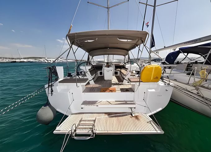 Beneteau Oceanis 51.1