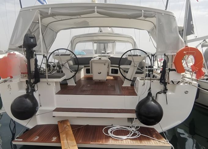 Beneteau Oceanis 51.1