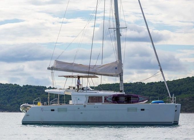 Lagoon 450F