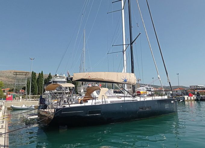 Beneteau First 53