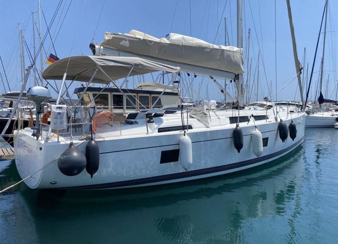 Hanse 458
