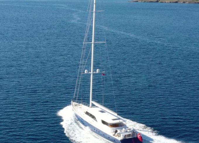 Custom Made Motoryacht