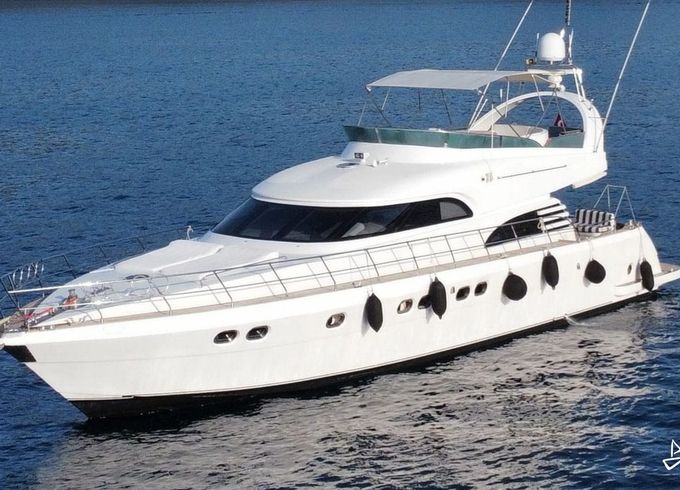 Fairline Squadron