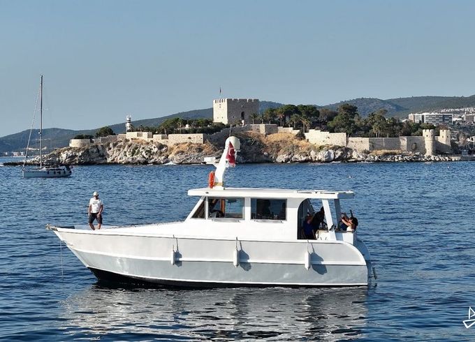 Custom Made Motoryacht