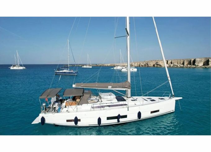 Dufour 470