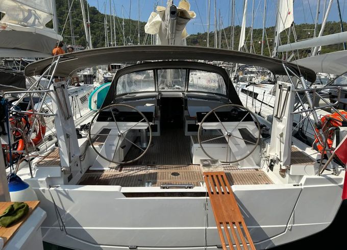 Hanse 460