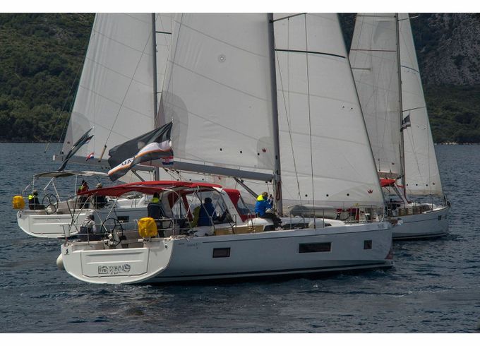 Beneteau Oceanis 51.1
