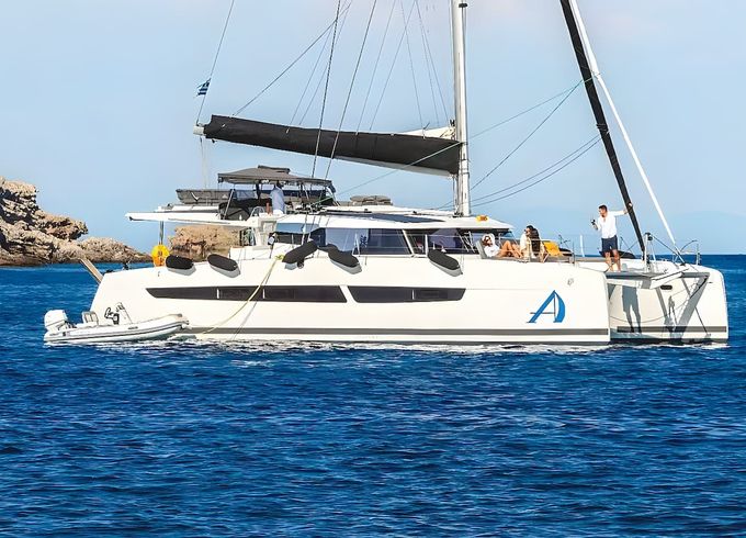 Fountaine Pajot Aura 51