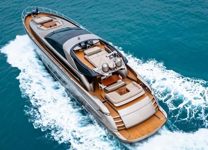 Riva 86' DOMINO