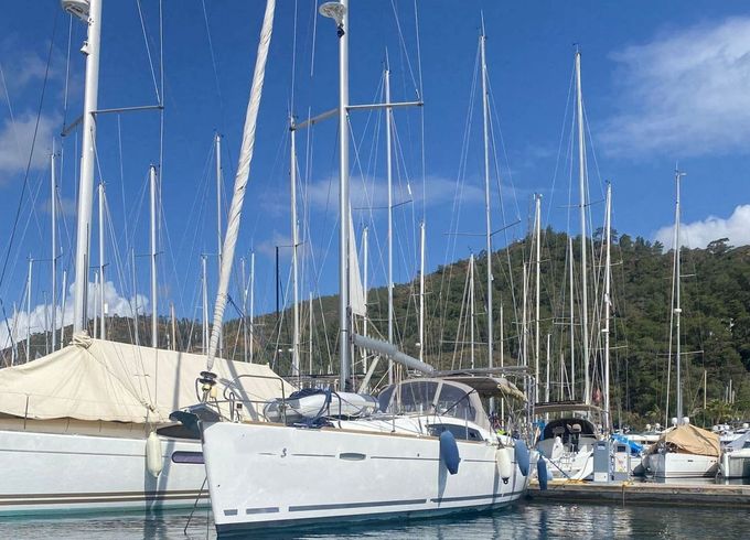 Beneteau Oceanis 40